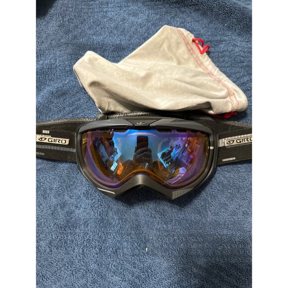 Giro Vivid Optics by Zeiss Ski/Snowboard Goggles - Adult. - Picture 2 of 3